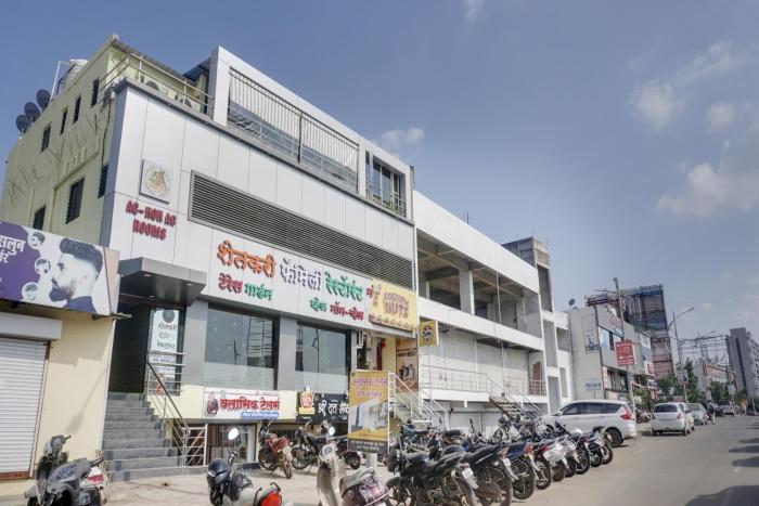hotel shetkari by oyo