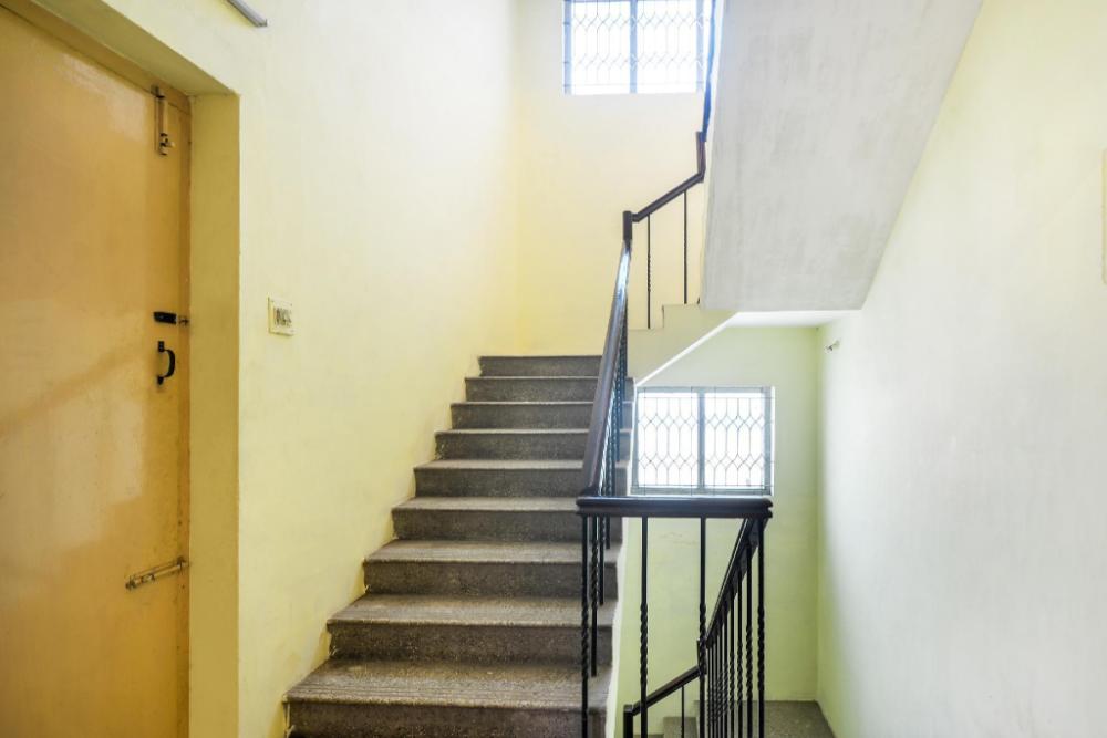 super hotel o aruljothi gandhipuram bus terminus