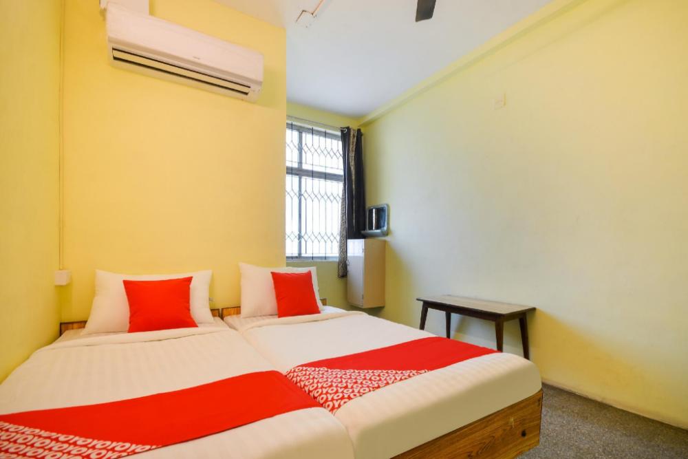 super hotel o aruljothi gandhipuram bus terminus