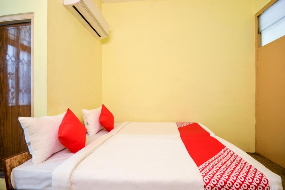 super hotel o aruljothi gandhipuram bus terminus