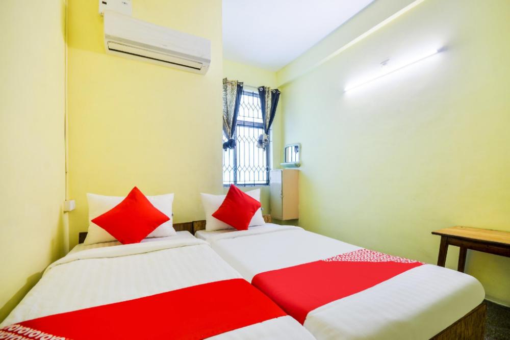 super hotel o aruljothi gandhipuram bus terminus