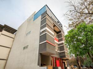 townhouse pipliyahana square