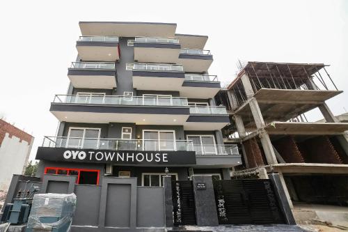 Super Townhouse Sector 46 Gurgaon Near Appu Ghar,,4 star