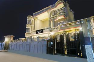 Super Townhouse Vijay Khand Gomti Nagar,,4 star