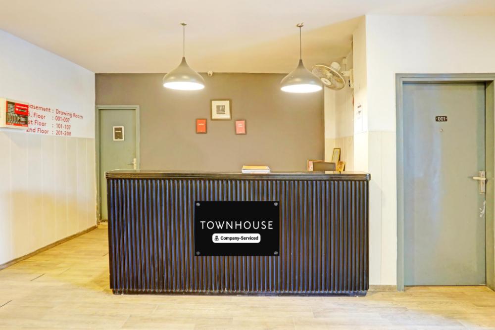 super townhouse vijay khand gomti nagar