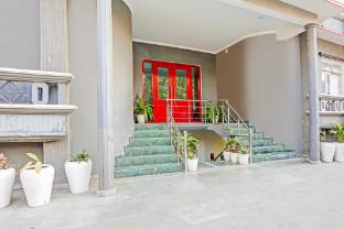 super townhouse vijay khand gomti nagar