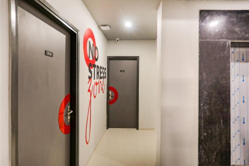 collection o 45795 le noida hotel near sec 76 metr