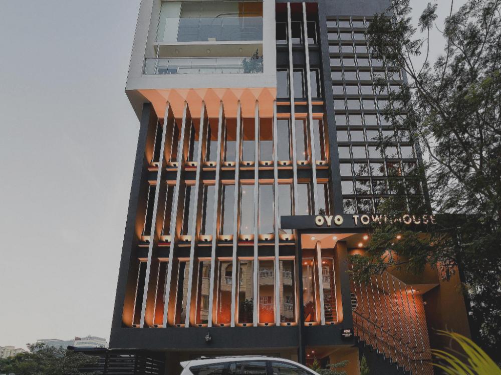 super townhouse spruce hotels bellandur