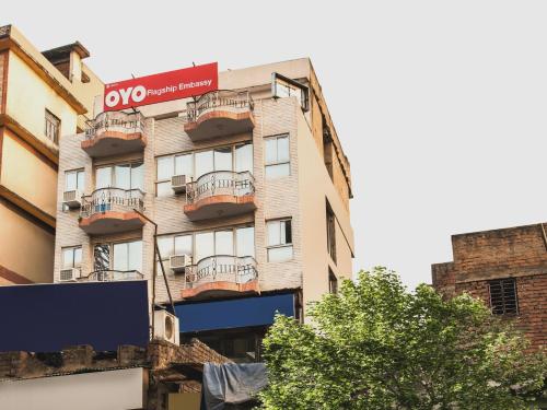 hotel o embassy exhibition rd