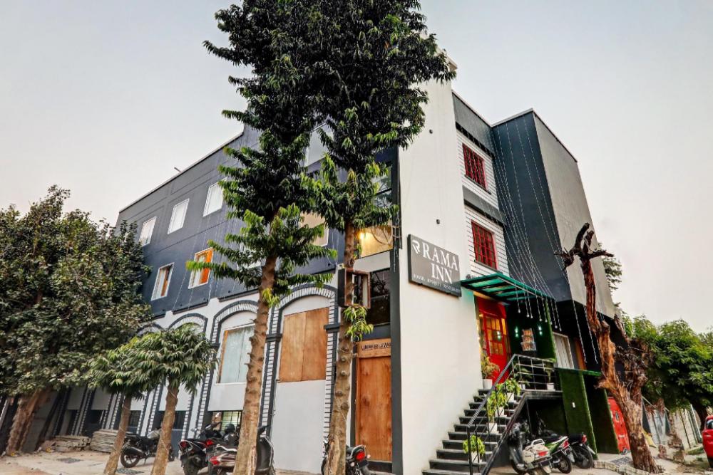 super townhouse oak arvindo park indira nagar formerly rama inn