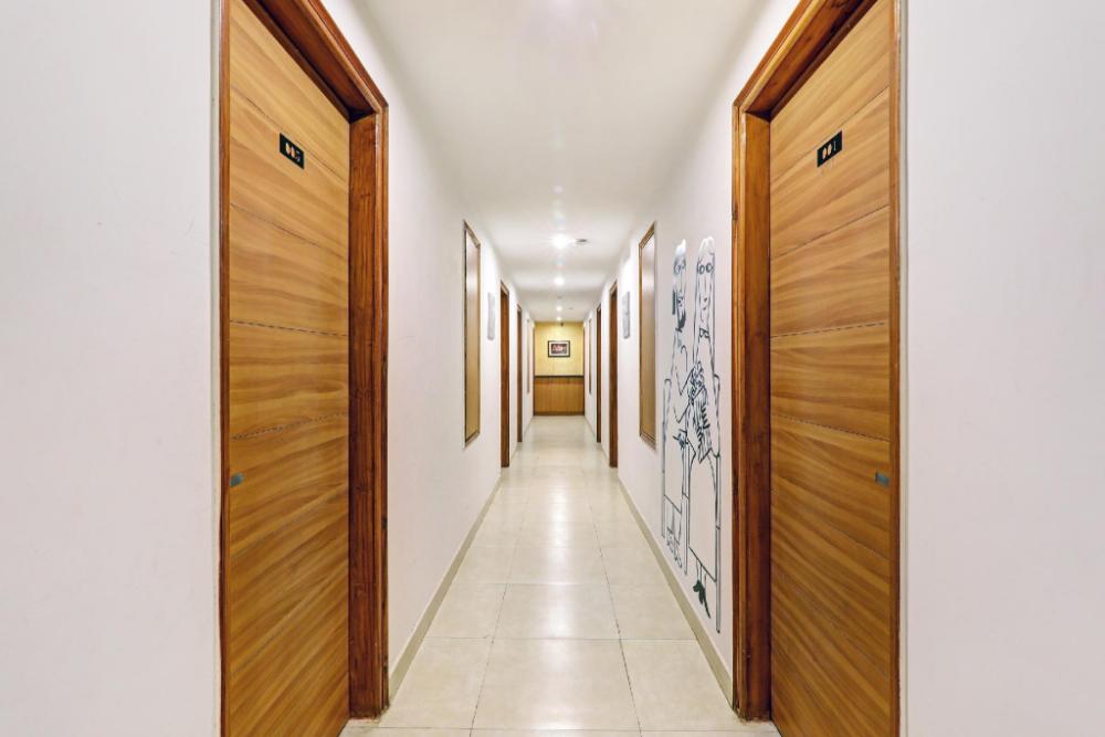 super townhouse oak arvindo park indira nagar formerly rama inn