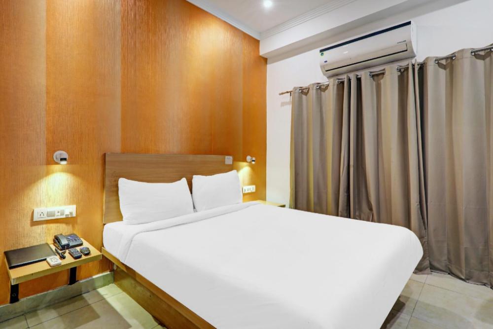 super townhouse oak arvindo park indira nagar formerly rama inn