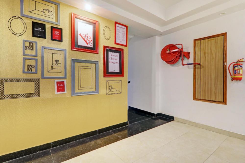 super townhouse oak arvindo park indira nagar formerly rama inn