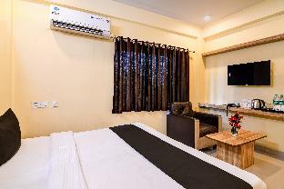 Oyo 77129 Hotel Casa Astra,Aaiic 2045, Action Area Iic, Newtown, Street Number 648, Kolkata,3 star