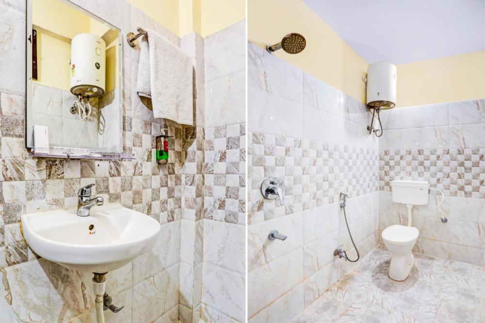 super hotel o hyderabad gate iit bhu