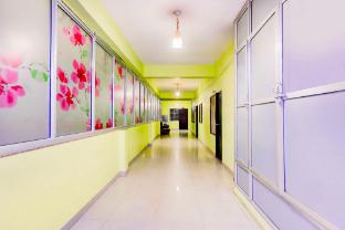 super hotel o hyderabad gate iit bhu