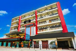 super hotel o hyderabad gate iit bhu