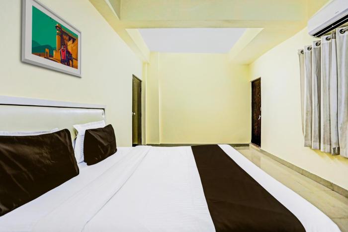 super hotel o hyderabad gate iit bhu