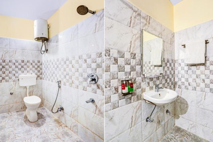 super hotel o hyderabad gate iit bhu