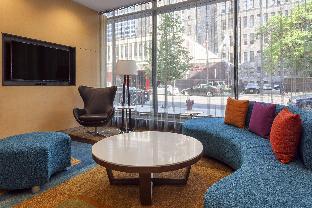 Fairfield Inn & Suites Chicago Downtown/River North,Chicago>>Bedford Park,3 star