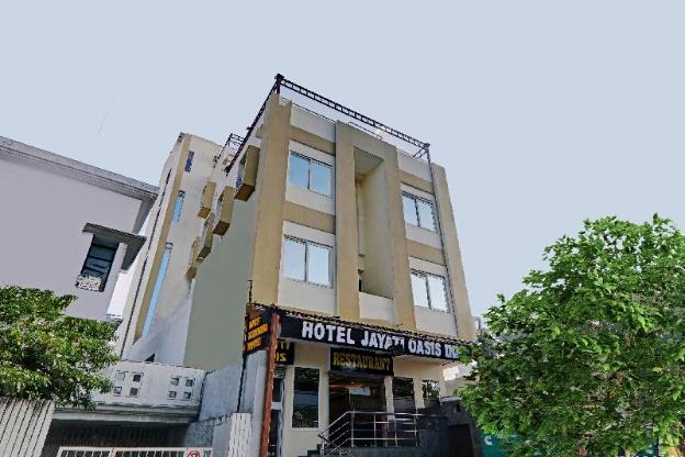 townhouse jayati oasis inn