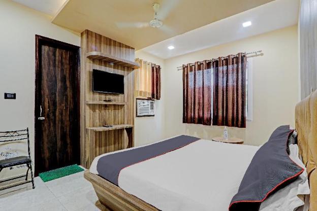 townhouse jayati oasis inn