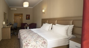 Flowers Hotel,Kishinev>>Chisinau,4 star