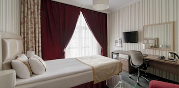 Flowers Hotel,Kishinev>>Chisinau,4 star