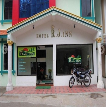 Oyo 9183 Rj Inn,,2 star
