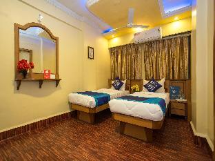 Hotel Padmakrishna,,2 star