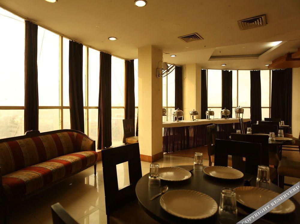 oyo 421 one hotel