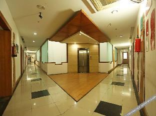 oyo 421 one hotel