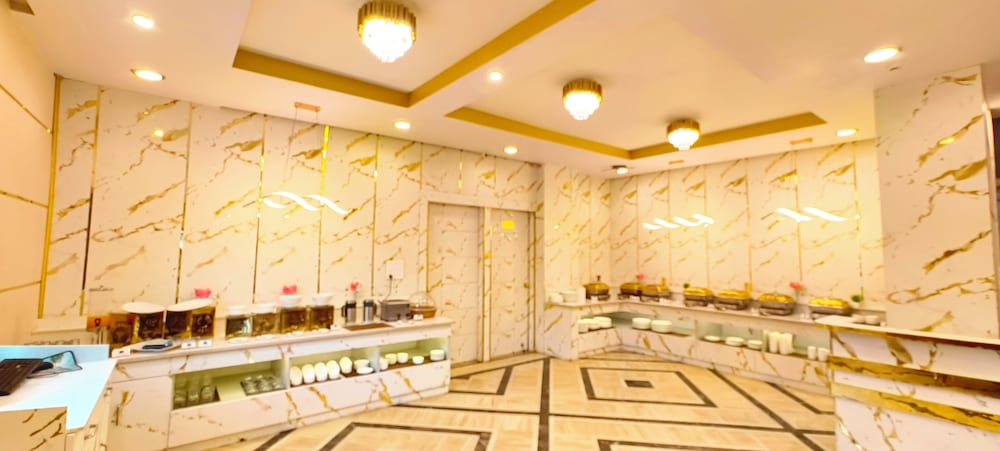 foxoso taj view hotel