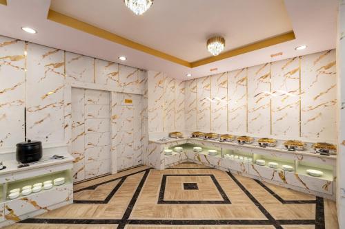 foxoso taj view hotel