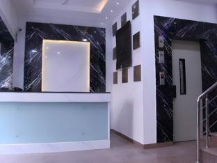 Oyo 2155 Hotel Wardhman,,3 star