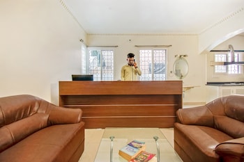 oyo 2561 hotel resida service apartments