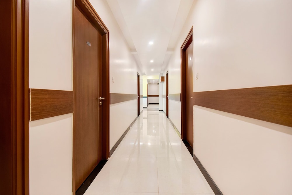 oyo 2561 hotel resida service apartments