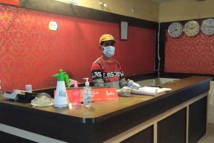 oyo 14194 hotel deccan lodging and boarding
