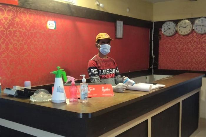 oyo 14194 hotel deccan lodging and boarding