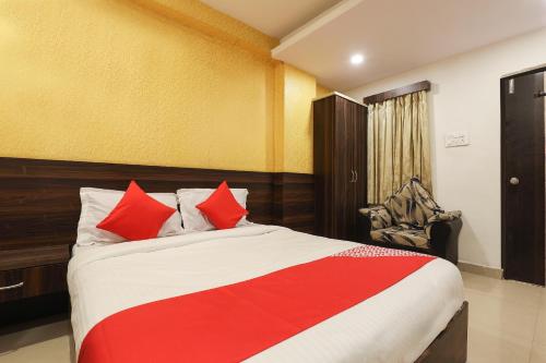 oyo 14194 hotel deccan lodging and boarding