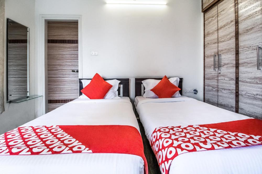 capital o 14731 hillside hotel kukatpally