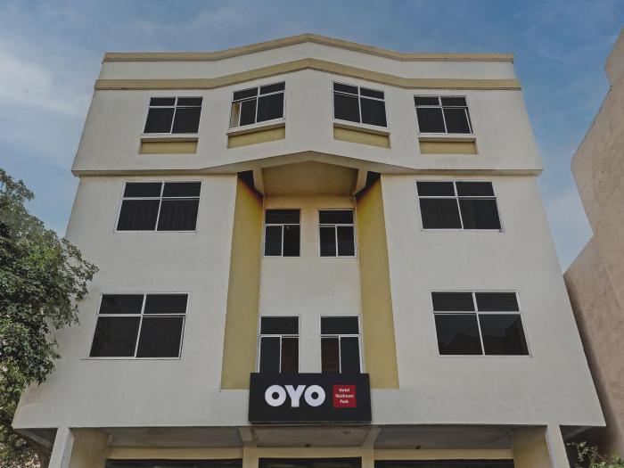 hotel o vaishnavi park