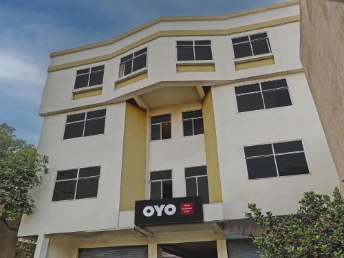 Hotel O Vaishnavi Park,,3 star