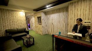 Oyo 19637 Hotel Mansi Sherotene,Pardi>>Daman,3 star