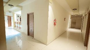 oyo 19637 hotel mansi sherotene