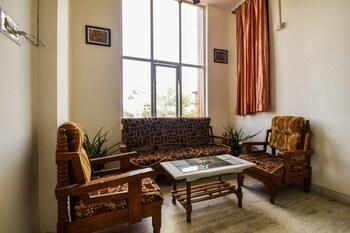 oyo 35374 hotel kanchan residency