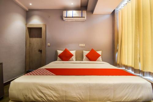 Oyo 35374 Hotel Kanchan Residency,Near Disha Delphey Resonance School,3 star