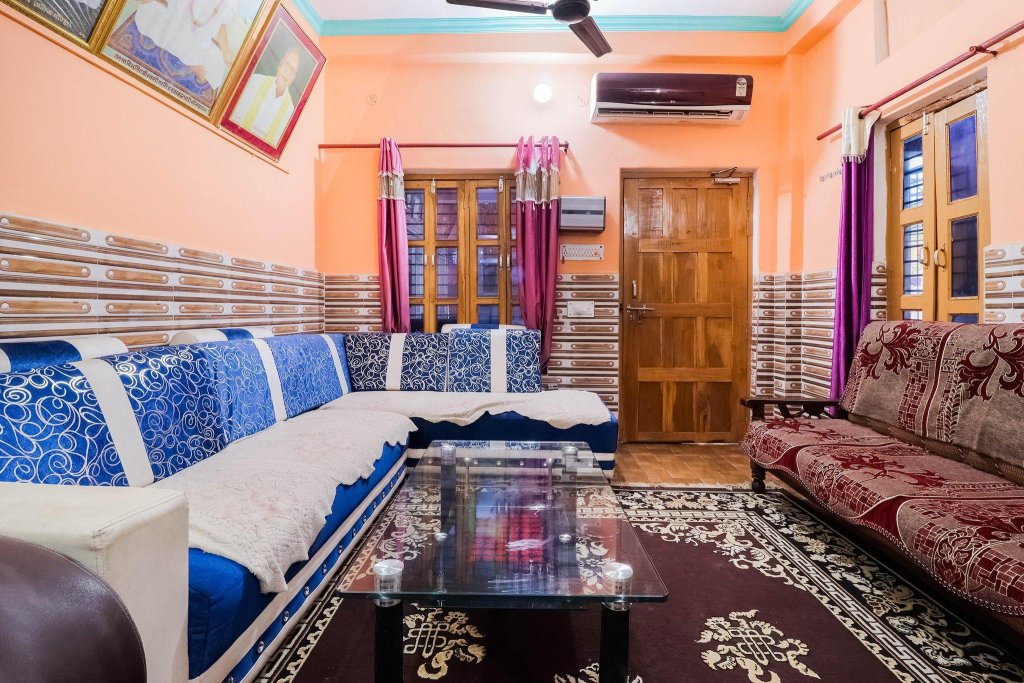 Spot On 44676 Jyotish House,Faizabad>>Ayodhya,2 star