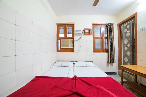spot on 45433 sree radha lodge