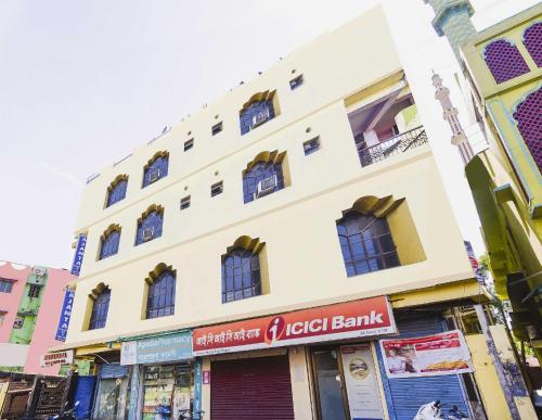 Spot On 46525 Hotel Ajanta,,2 star